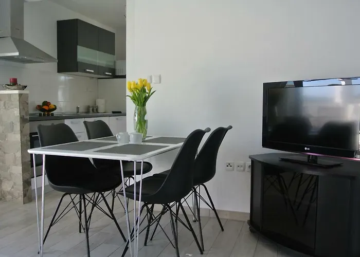 Mistral Apartament *