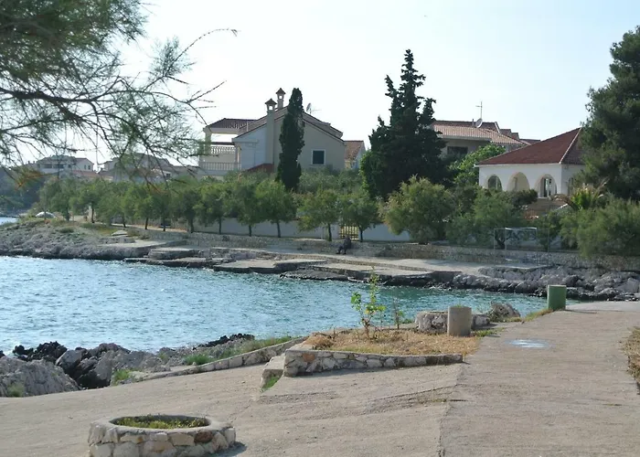 Mistral * Rogoznica (Sibenik-Knin)